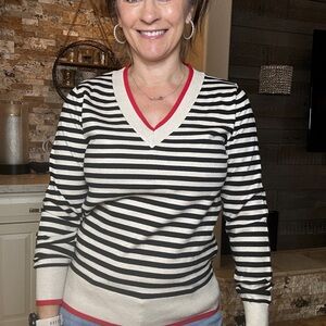 Elegant Striped V-Neck Sweater - Black and Cream